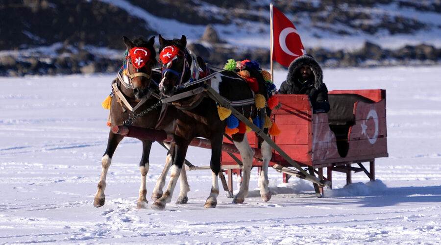 Uçakla Kars, Çıldır Gölü, Sarıkamış, Palandöken, Erzurum Turları